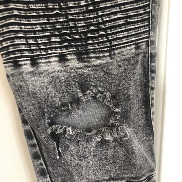 🌿 LUCID 🌿 stonewashed skinny leg distressed jeans size 32 - Picture 4 of 6